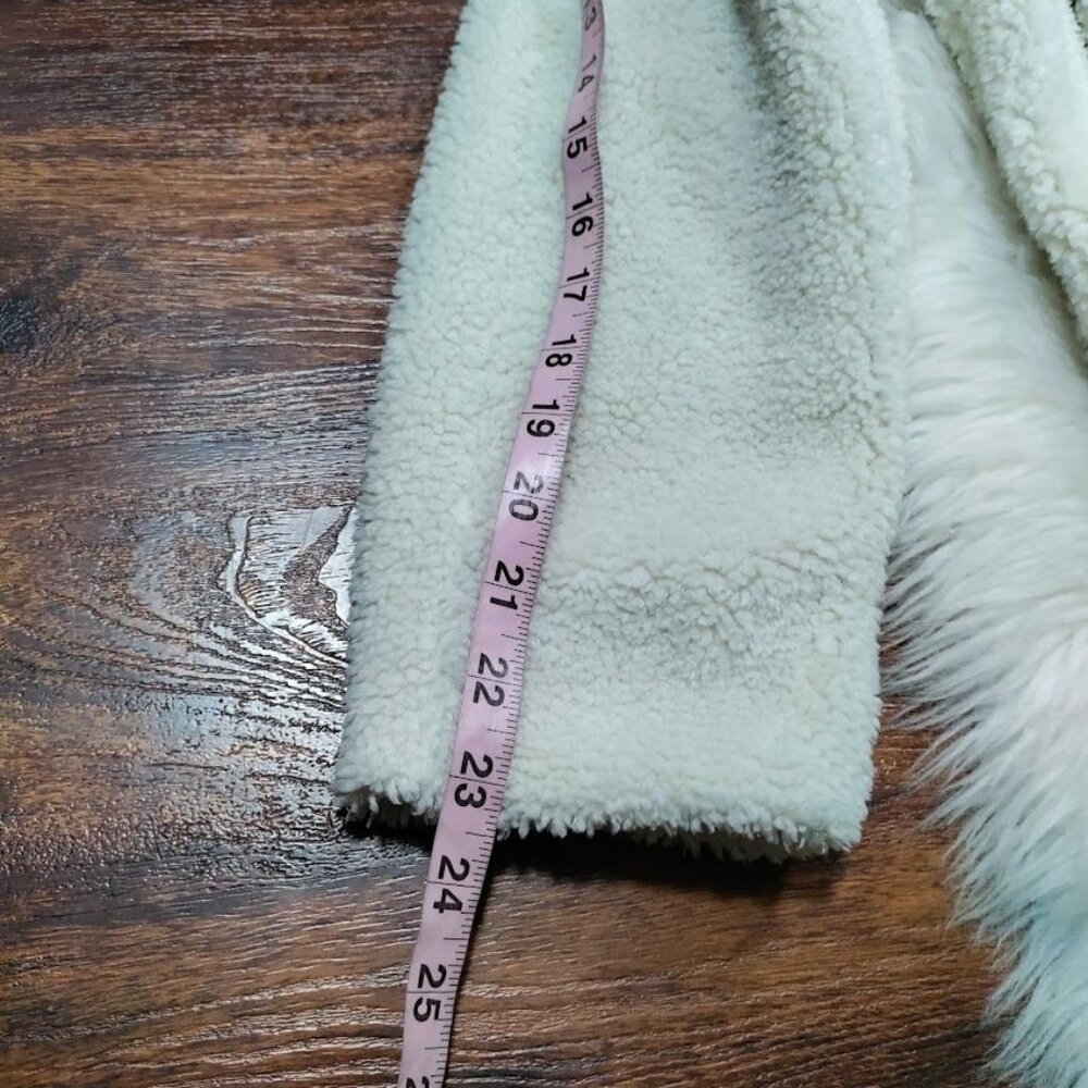 Lululemon Athletica Womens Small Textured Fleece Collared Cropped Jacket Bone - Picture 9 of 10